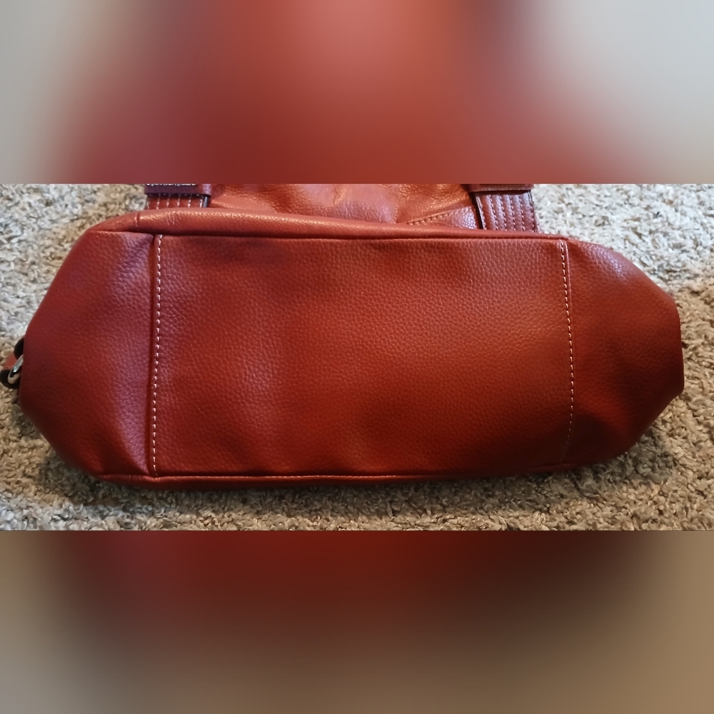 Tignanello Brick Red Pebbled Leather Shoulder Bag NWOT Multi Pocket Satchel - Picture 7 of 9